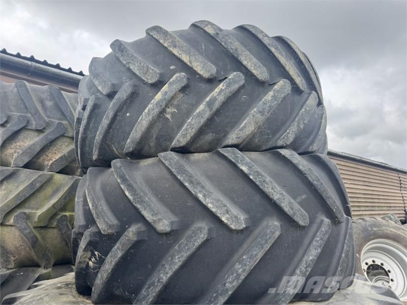 John Deere 8000 R Series 600 and 710 Wheels and Tyre's Agriculture - Autres