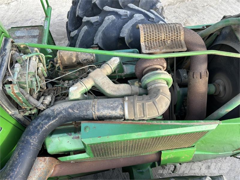 John Deere 8850 Articulated Tractor Tractors