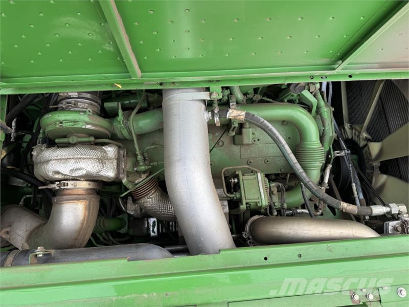 John Deere S785i c/w 735D Header **4WD** Combine harvester accessories