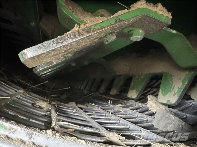 John Deere T560i c/w 625X Header **Low Hours, Very Tidy** Biçerdöver aksesuarlari