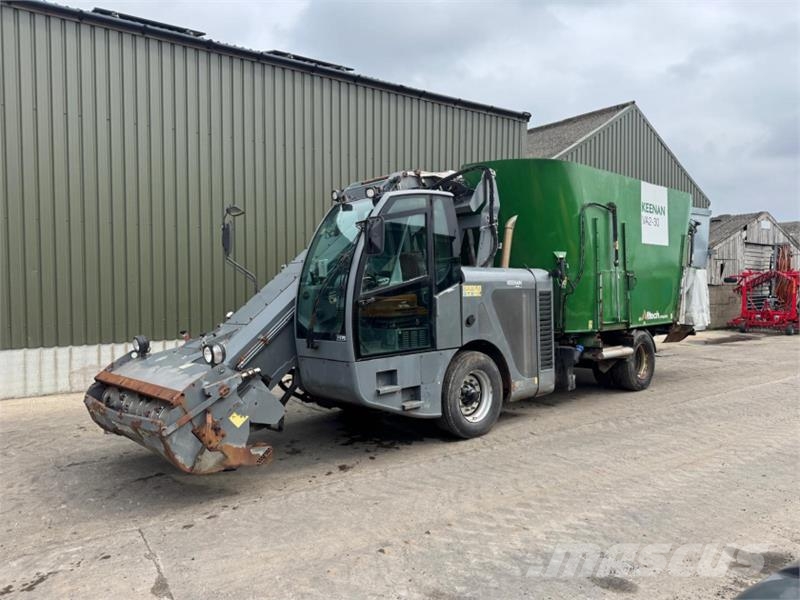 Keenan VA2-30 Feeder Wagon مقطورات ذاتية التحميل