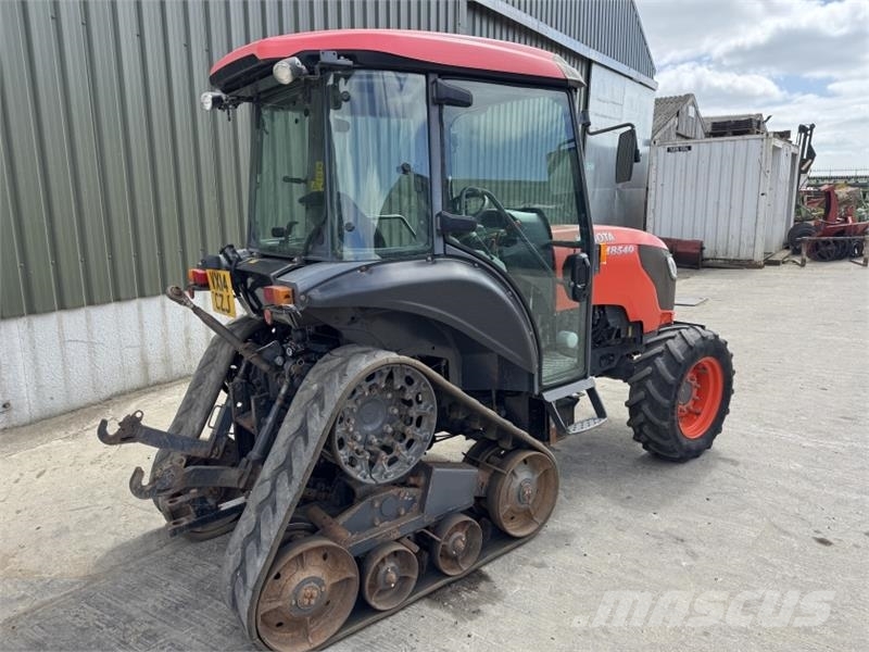 Kubota M8540 Narrow Half Track *85 HP* Traktorer