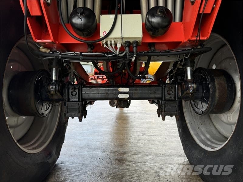 Kuhn AGT 6036 Boom Fert Spreader 礦物撒布機