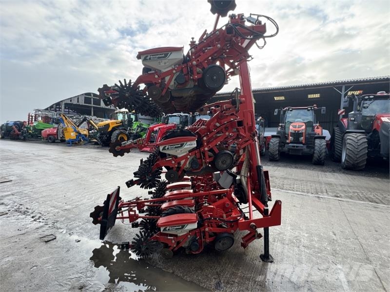 Kverneland Monopill 9mPH 18 Row Beet Drill Farm machinery