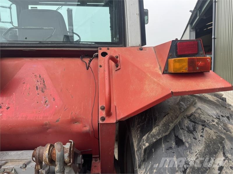 Massey Ferguson 2680 2WD **Low Hours** Traktorid