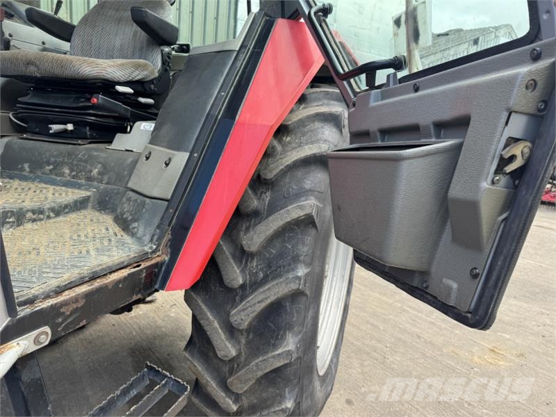 Massey Ferguson 3075 Dynashift ** Low Hours** Traktorer