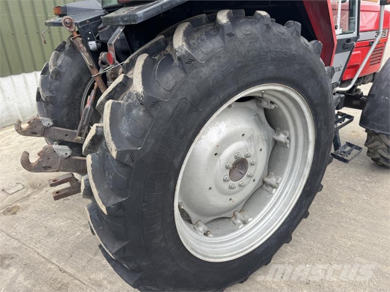 Massey Ferguson 3075 Dynashift ** Low Hours** Traktorer