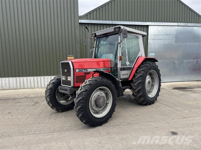 Massey Ferguson 3075 Dynashift ** Low Hours** Traktorer