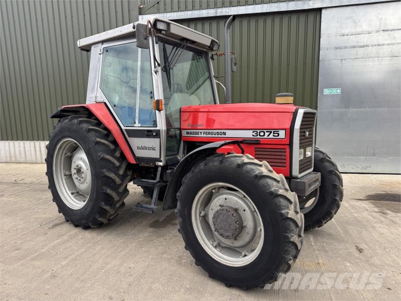 Massey Ferguson 3075 Dynashift ** Low Hours** Traktorer