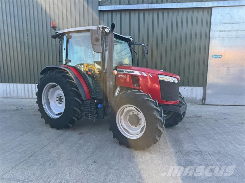 Massey Ferguson 4709 Tractor Трактори