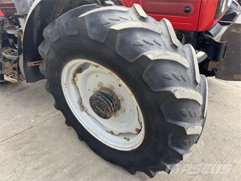 Massey Ferguson 6465 Dyna-6 Tractors
