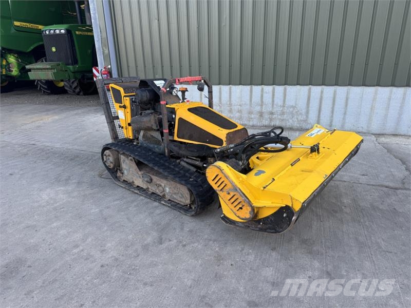 McConnel Robocut 1300 Remote Control Verge Mower Kosiarki