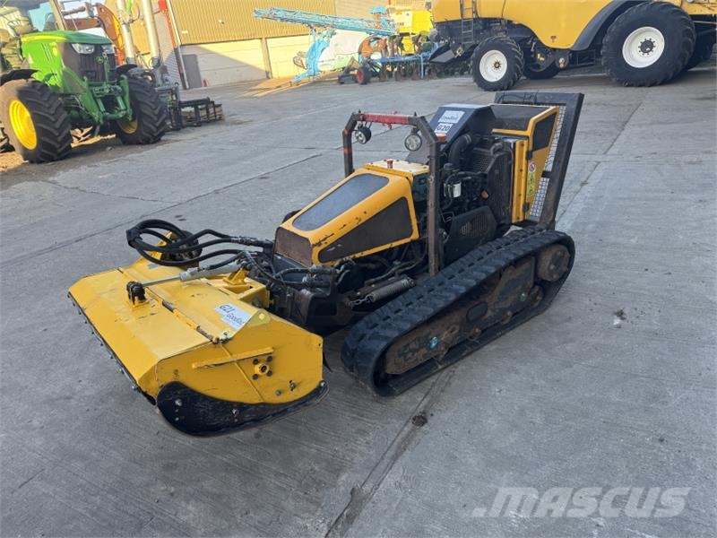 McConnel Robocut 1300 Remote Control Verge Mower Kosiarki