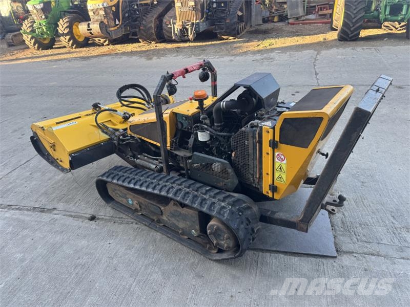 McConnel Robocut 1300 Remote Control Verge Mower Kosiarki