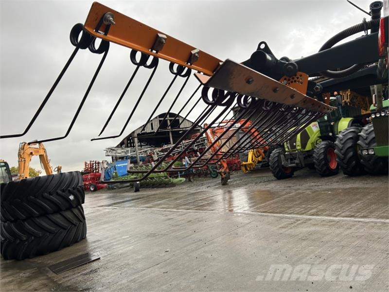Mzuri Pro-Til 3T **Grain, Fert & Slug Pellets** Kombinerte såmaskiner