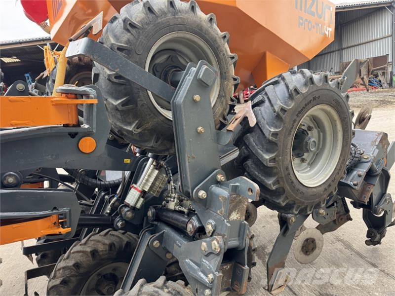 Mzuri Pro-Til 4T **Small Seed Applicator** Zaaicombinaties