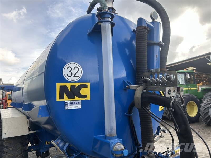 NC 3000 Gallon Tanker صهاريج الملاط