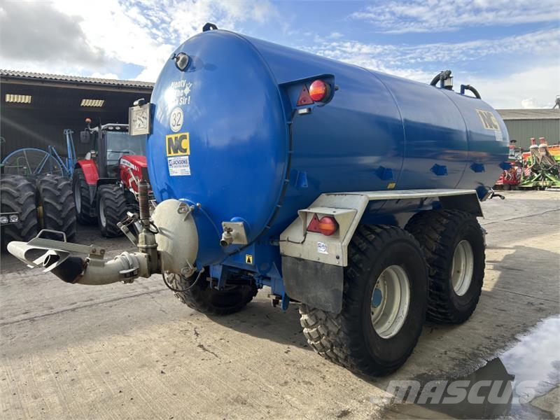 NC 3000 Gallon Tanker صهاريج الملاط