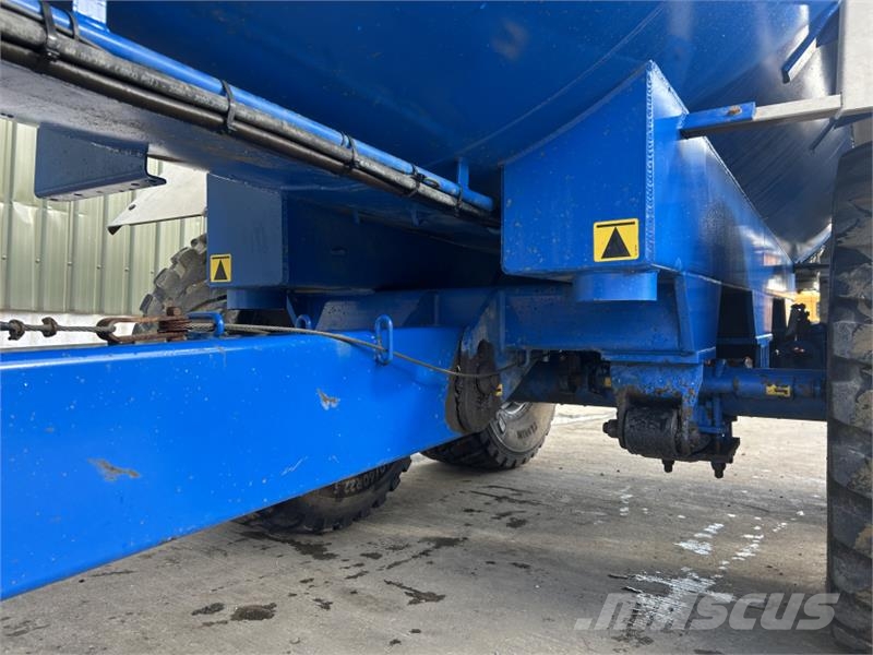 NC 3000 Gallon Tanker صهاريج الملاط