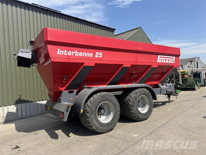 Perard Interbenne 25 Chaser Bin مقطورة حبوب