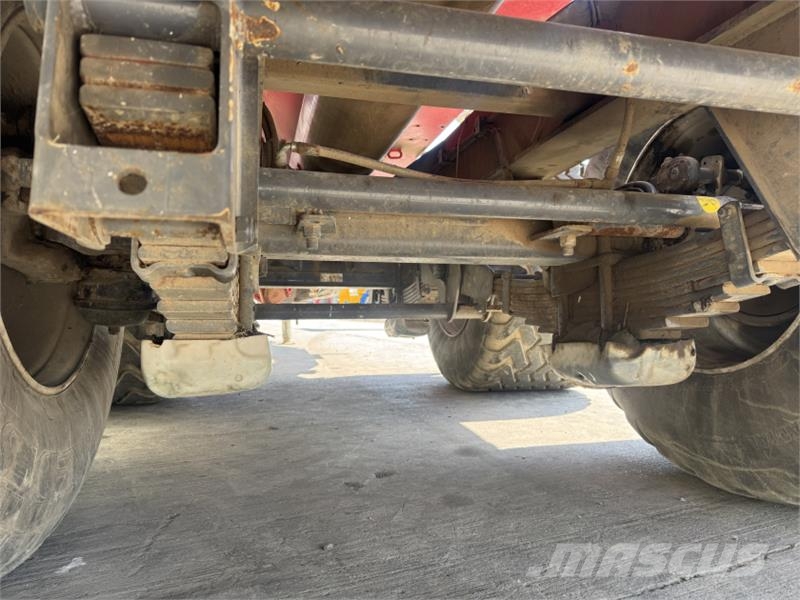 Perard Interbenne 25 Chaser Bin مقطورة حبوب