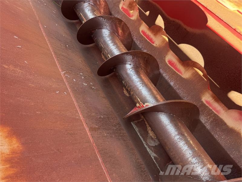 Perard Interbenne 25 Chaser Bin مقطورة حبوب