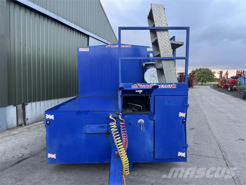 Philip Watkins Service Trailer Fuel and additive tanks