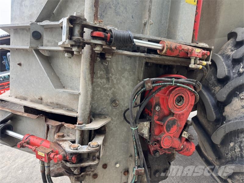Pichon M1450 Muck Spreader معدات توزيع السماد العضوي