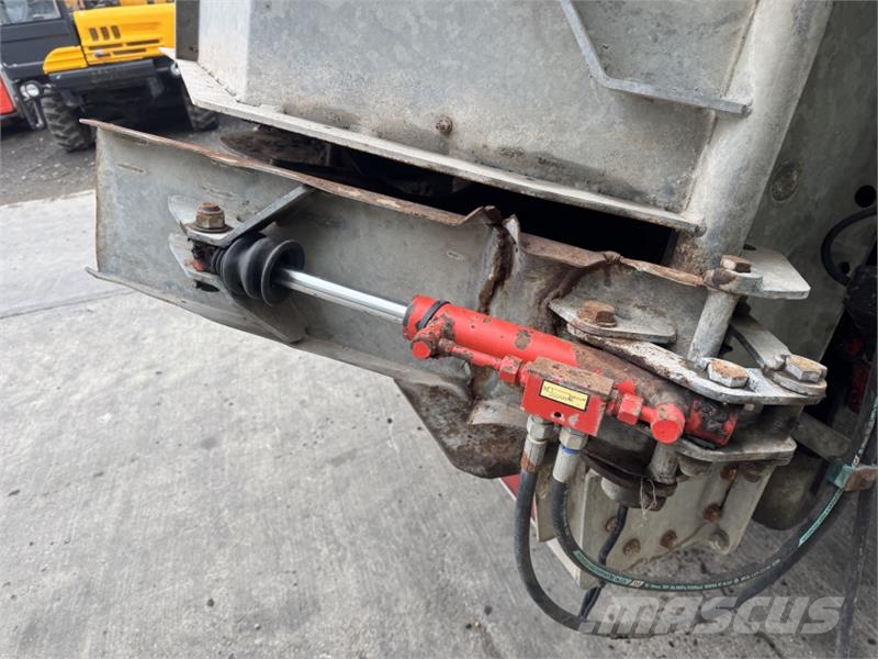Pichon M1450 Muck Spreader معدات توزيع السماد العضوي