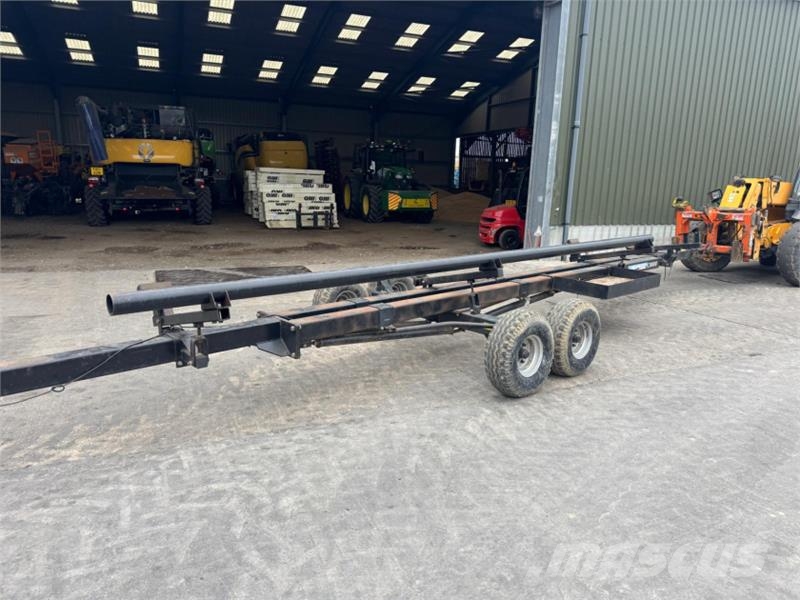 Shelbourne C900 Header Trailer For NH / Case Accessori per mietitrebbiatrici