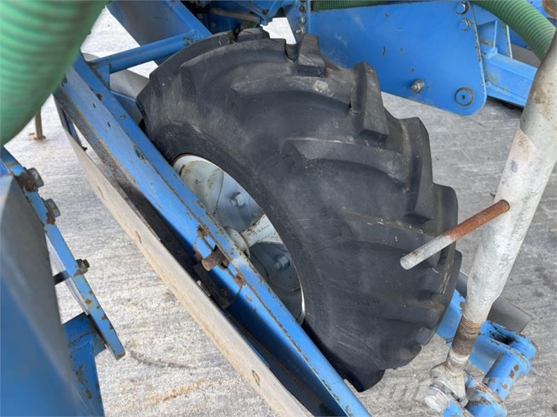 Standen Pearson SP400 Planter Varrenmurskaimet