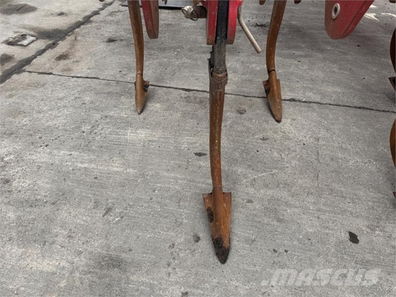 Terra Tech 3.5 Meter Multi-Cult Cultivator الكاسحات وقلابات التربة ذات المحركات