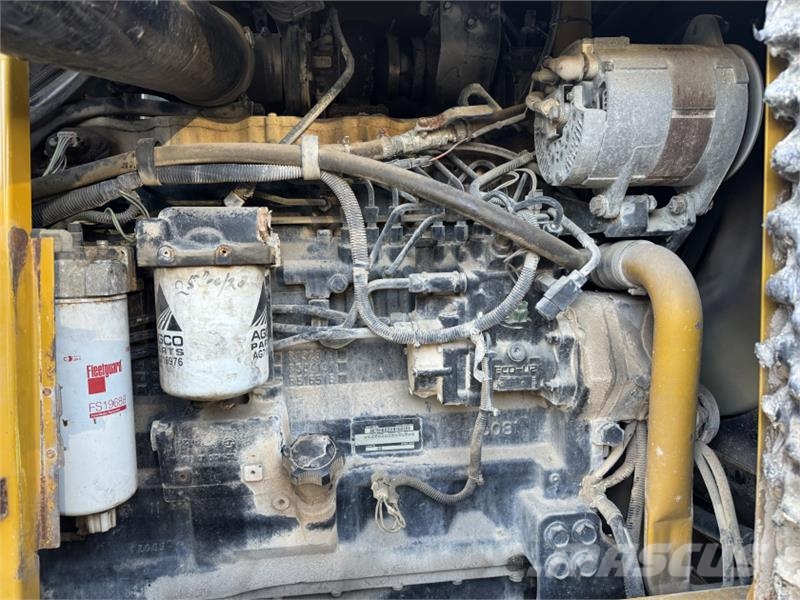 TerraGator 8103 Lime Spreader معدات فرد المواد المعدنية