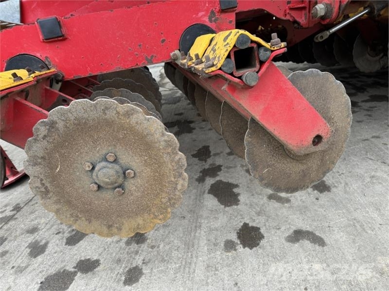 Väderstad Rapid A600s 6m Seed Drill Semanatoare