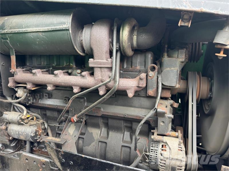 Valtra Valmet 8450 Tractor الجرارات