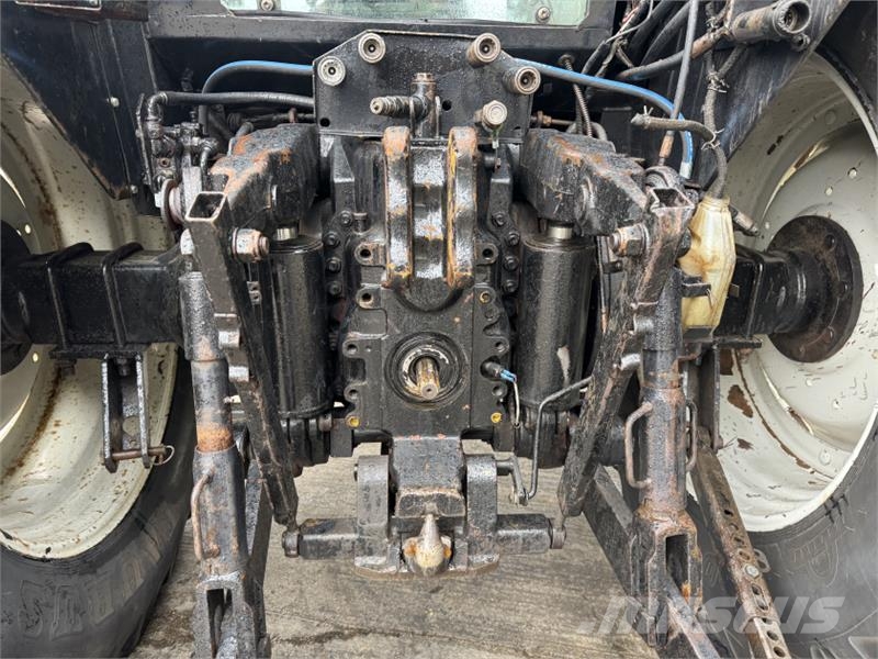 Valtra Valmet 8450 Tractor الجرارات