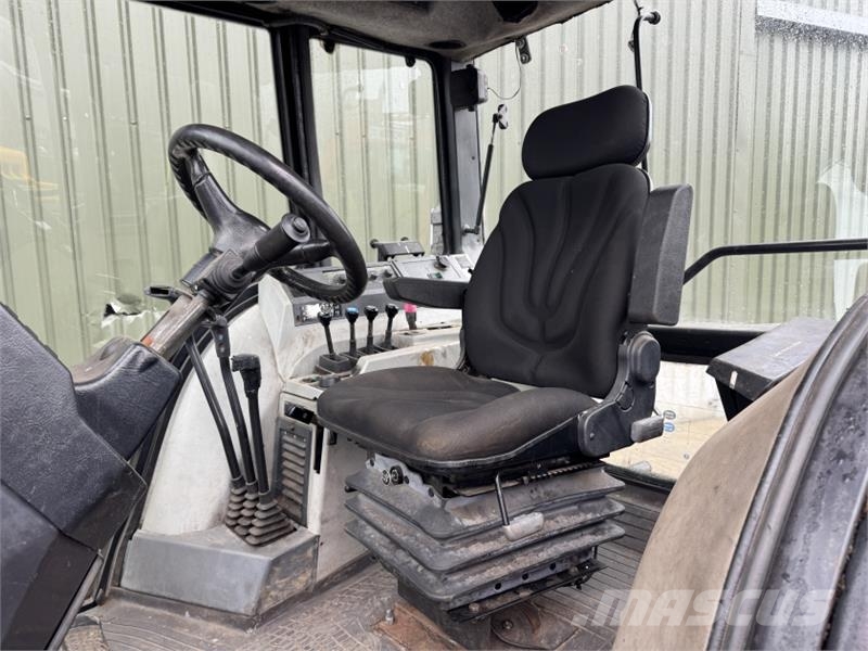 Valtra Valmet 8450 Tractor الجرارات
