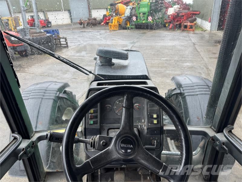 Valtra Valmet 8450 Tractor الجرارات