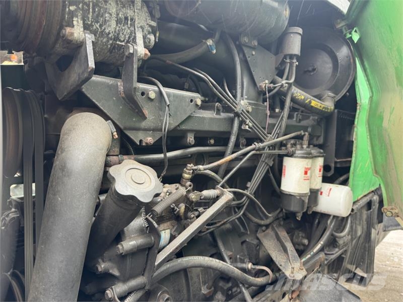 Valtra Valmet 8450 Tractor الجرارات