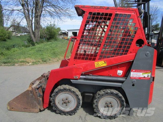 Bobcat S 70 - Kompaktlader mit Schaufel Backhoe loaders