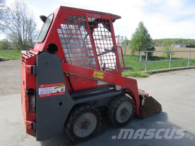 Bobcat S 70 - Kompaktlader mit Schaufel Backhoe loaders