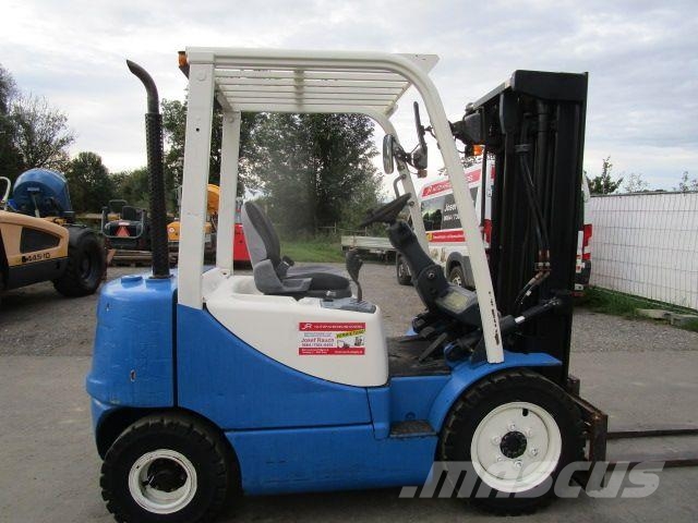 Doosan D25S-5 - Triplex-FH 4,7m + Seitenschieber Dizelski viličari
