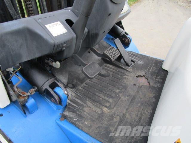 Doosan D25S-5 - Triplex-FH 4,7m + Seitenschieber Dizelski viličari