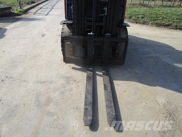 Doosan D35C-5 Triplex-FH 4,9m + Seitenschieber Diesel Stapler