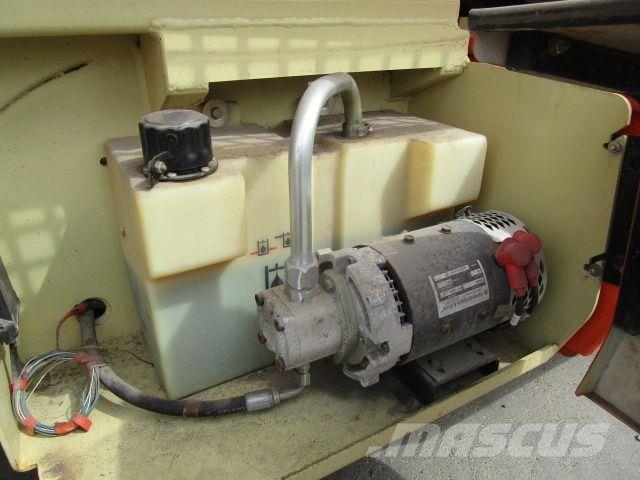 JLG M3369 - 4x4 - 10m Plattformhöhe 剪叉式升降机