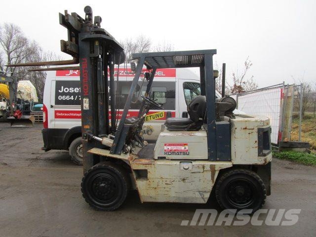Komatsu FD35Z-4 - Triplex-FH 5,6m + Seitenschieber Dīzeļa autoiekrāvēji