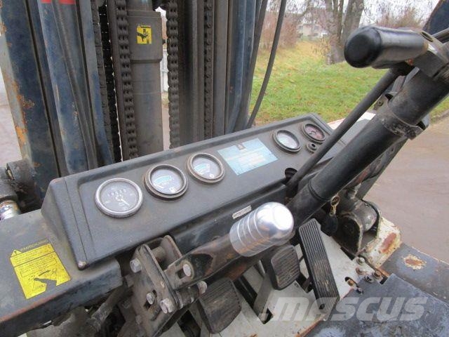 Komatsu FD35Z-4 - Triplex-FH 5,6m + Seitenschieber Dīzeļa autoiekrāvēji