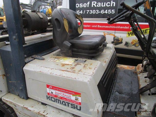 Komatsu FD35Z-4 - Triplex-FH 5,6m + Seitenschieber Dīzeļa autoiekrāvēji