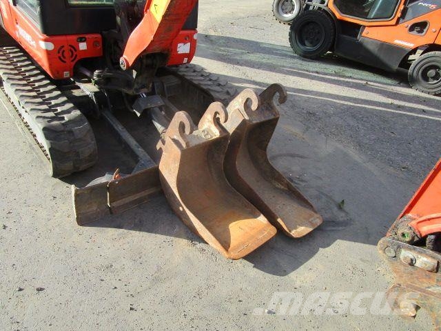 Kubota KX 019-4 mit hydraul. Schnellwechsler + 3 Löffel Mini bagri <7t