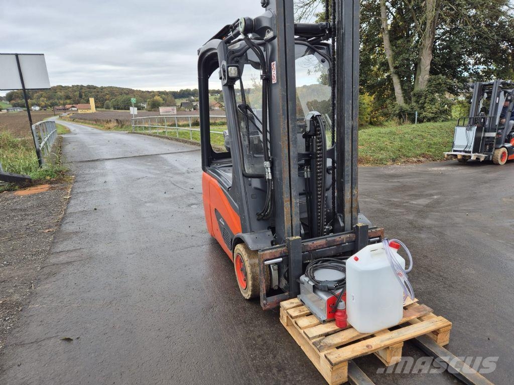 Linde E16C-02 - Triplex-Freihub 5,22m + Seitenschieber شاحنات ذات رافعات شوكية تعمل بالكهرباء